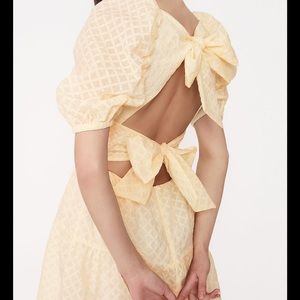 Bardot Lucy Tiered Dress soft yellow NWT size 10